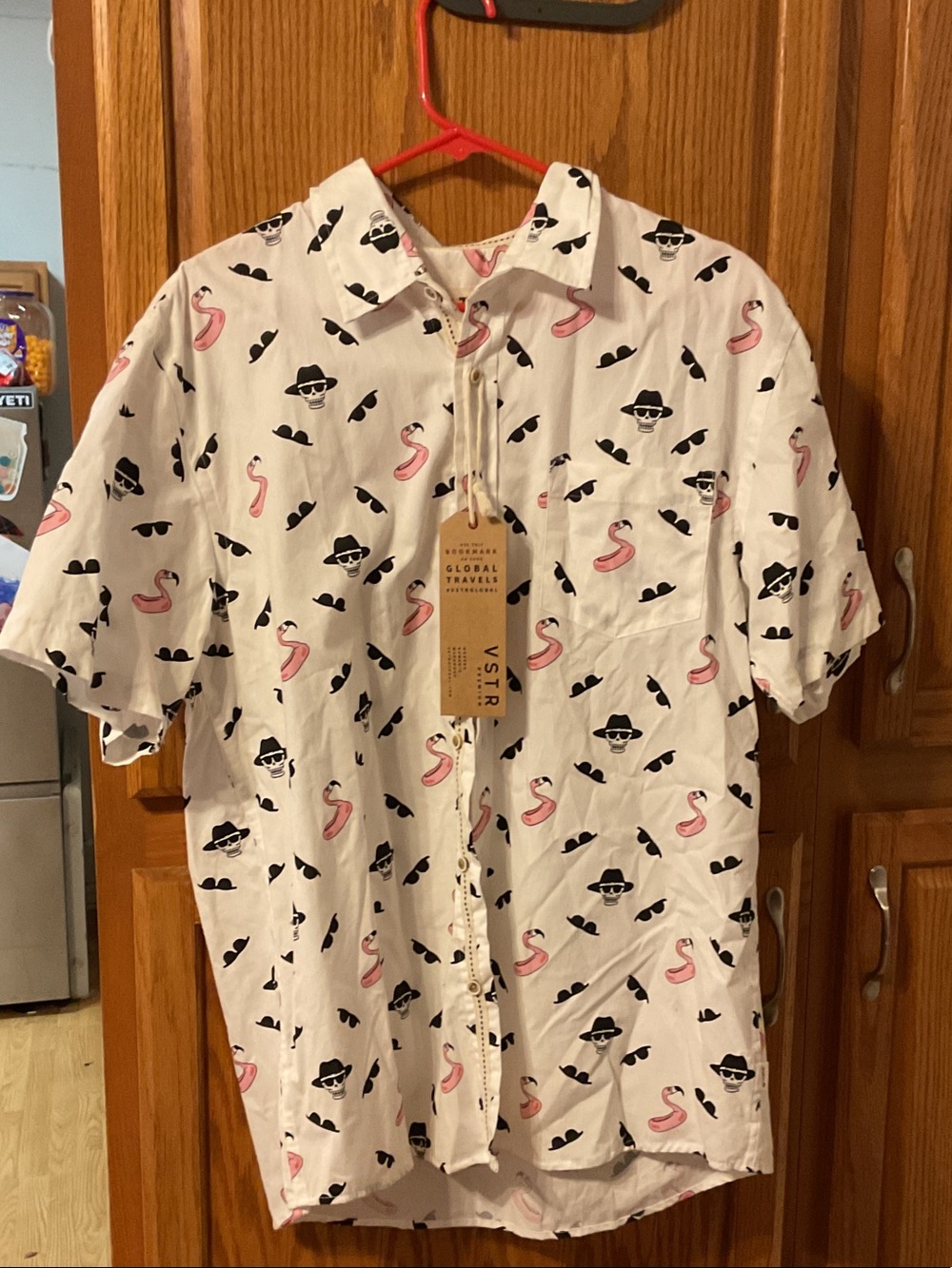 VSTR Men’s White Short-Sleeve Printed Button-Up Shirt  size large